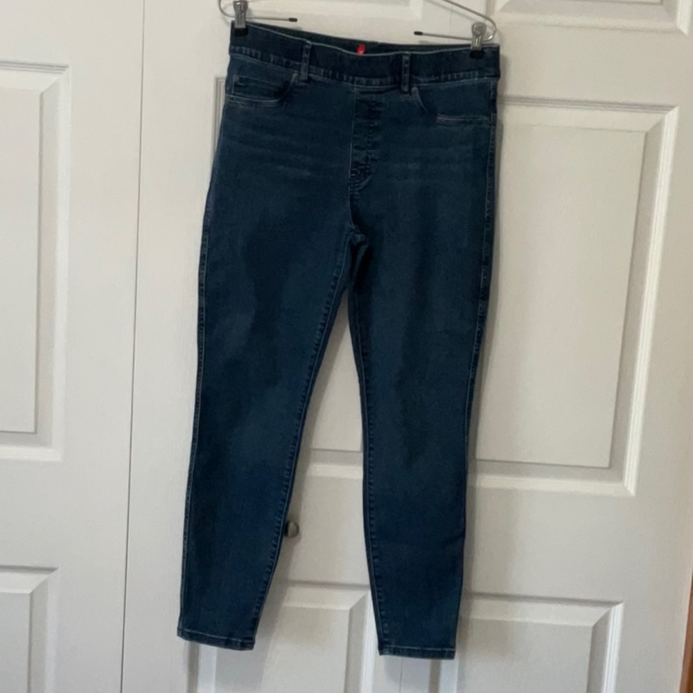 SPANX Pull on Jeans, Large, Dark Wash, Approx. 26.5” inseam, like new